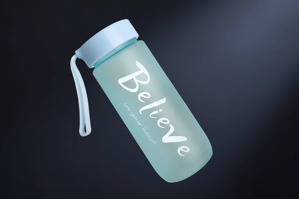 600 ml matt plastvannflaske